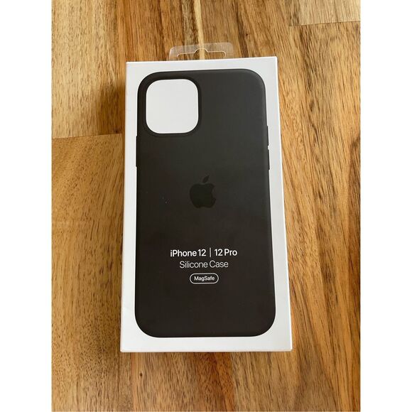 Apple Accessories - Apple iPhone 12 | 12 Pro Silicone Case with MagSafe - Black